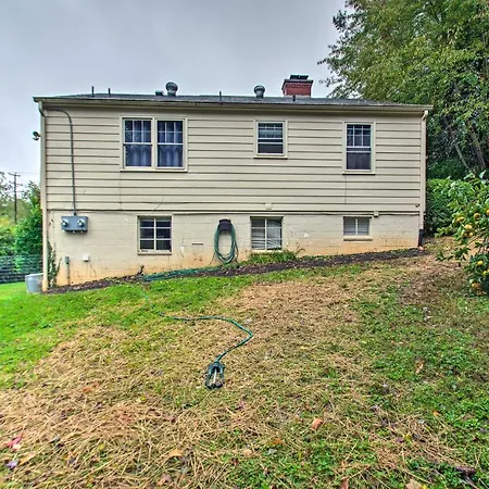 Cozy Charlottesville Home With Yard, Near Dtwn!-2