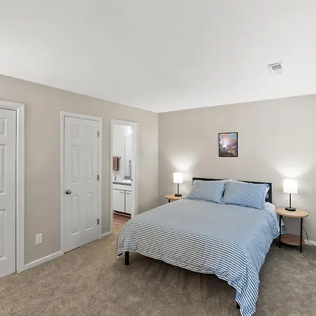 2Br Comfort In The C'Ville Woods-2