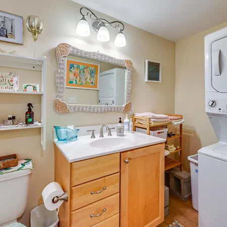 Charming Charlottesville Apt W/ Outdoor Space!-3