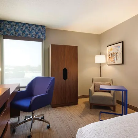 Hampton Inn Charlottesville-3