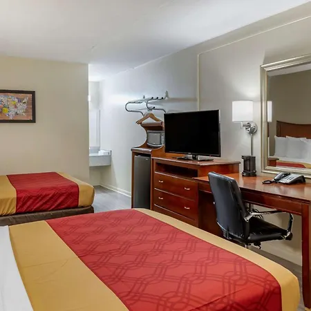 Econo Lodge Charlottesville North - University Area-3