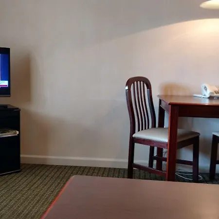 Affordable Suites Charlottesville-2