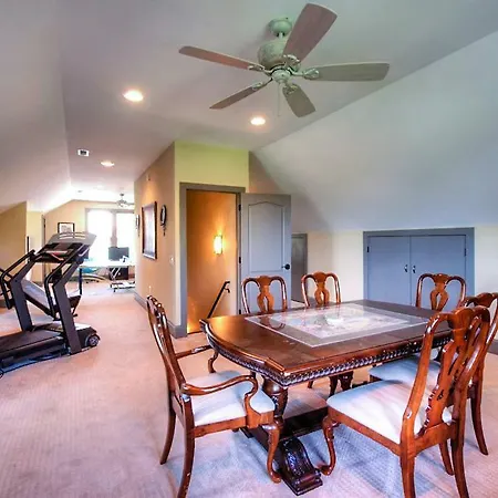 Luxurious Rugby Road Home-2